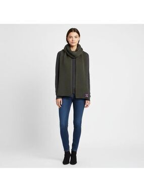 Northern Watters wool grey winter scarf